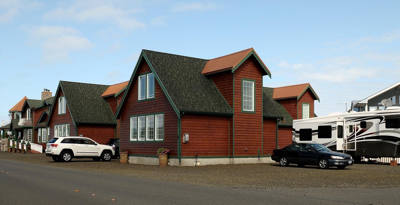 Collins Inn & Seaside Cottages (Adults Only) Ошен Шорс Екстер'єр фото