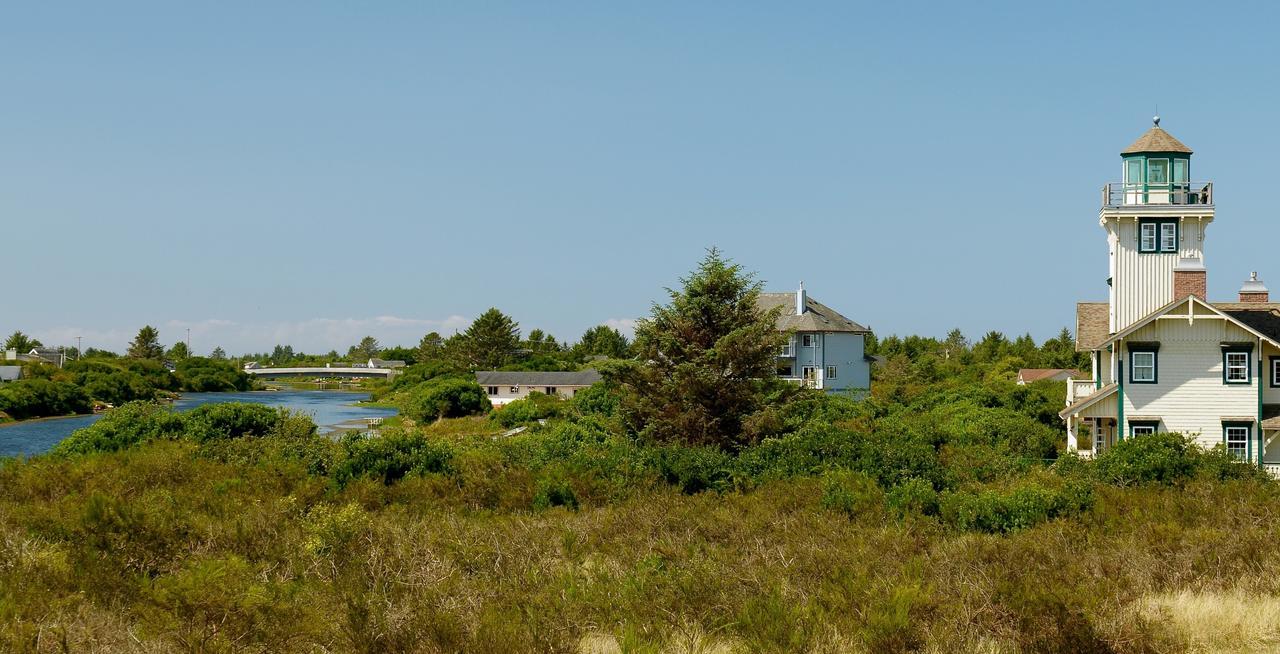 Collins Inn & Seaside Cottages (Adults Only) Ошен Шорс Екстер'єр фото
