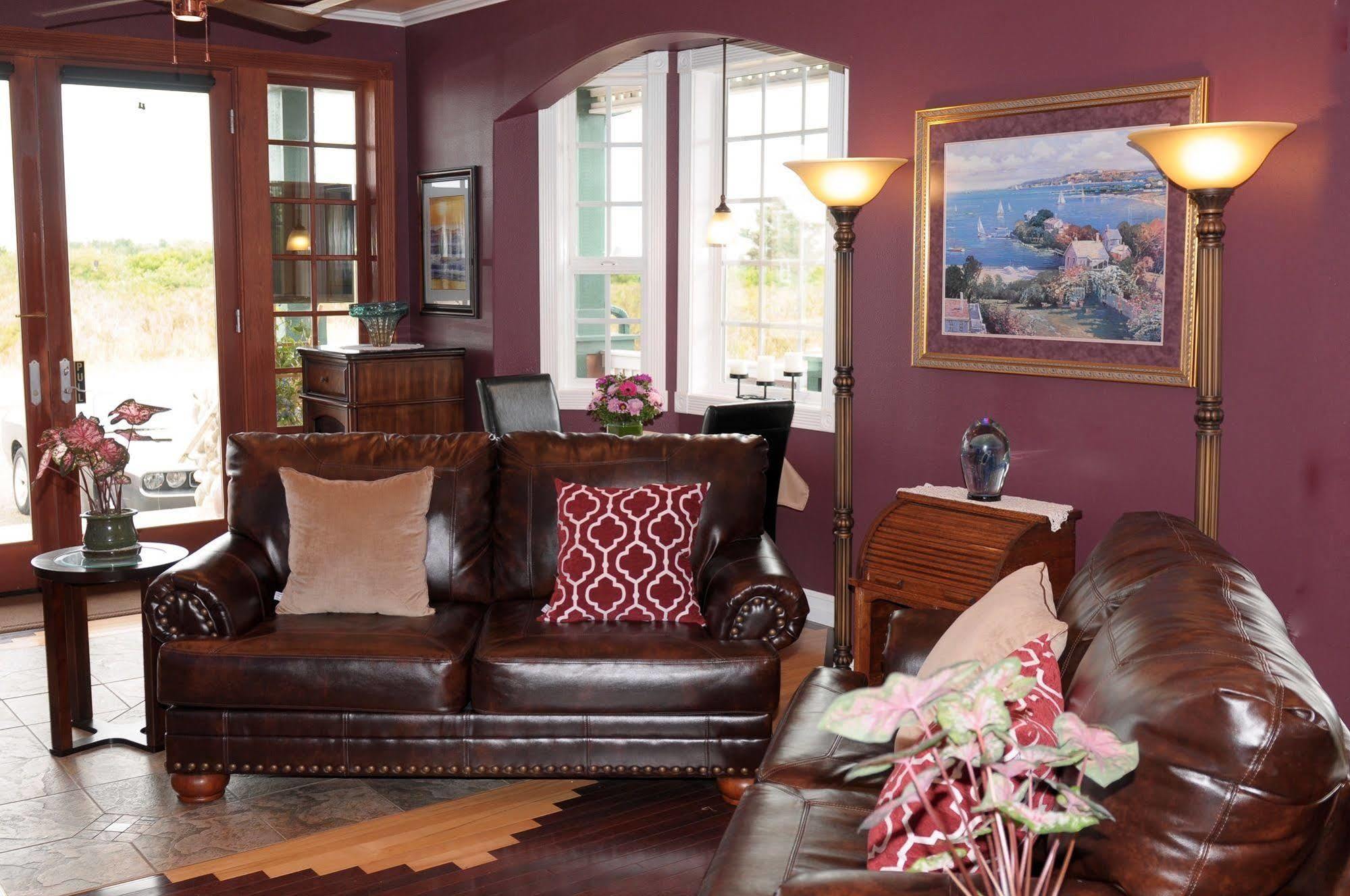 Collins Inn & Seaside Cottages (Adults Only) Ошен Шорс Екстер'єр фото